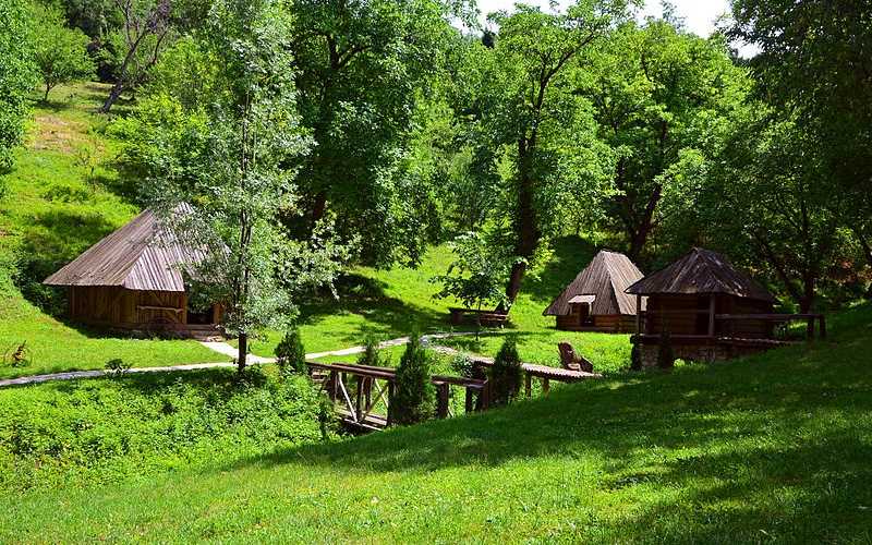 2019/09/images/tour_431/Fruska gora.jpg