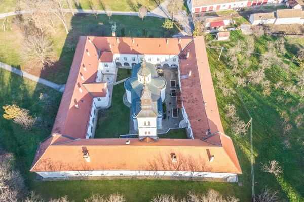 2023/10/images/tour_1388/krusedol-manastir.jpg