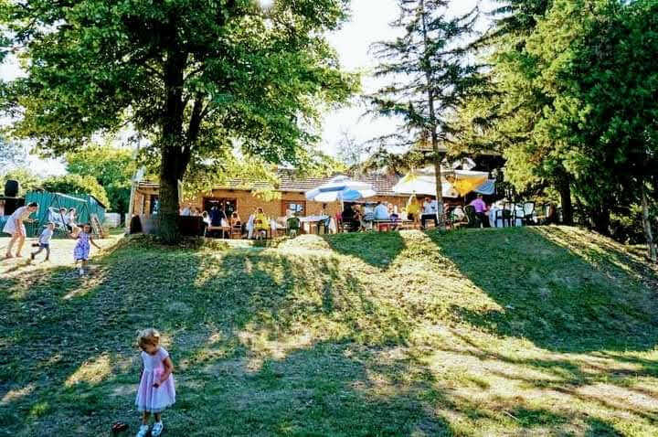 2023/06/images/tour_1315/dvoriste-od-dole-naslovna.jpg